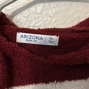 Arizona Jean co. Women’s XL maroon crop hoodie!